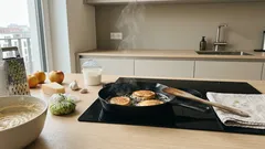 Oladji wie aus dem Café: zwei schnelle Rezepte für süß und herzhaft