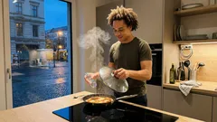 So wird Pizza vom Vortag wieder knusprig – der Pfannen-Kniff mit einem Hauch Dampf